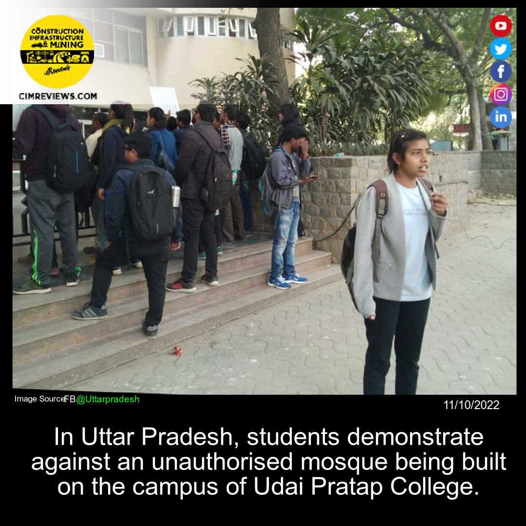 In Uttar Pradesh, students demonstrate against an unauthorised mosque being built on the campus of Udai Pratap College.